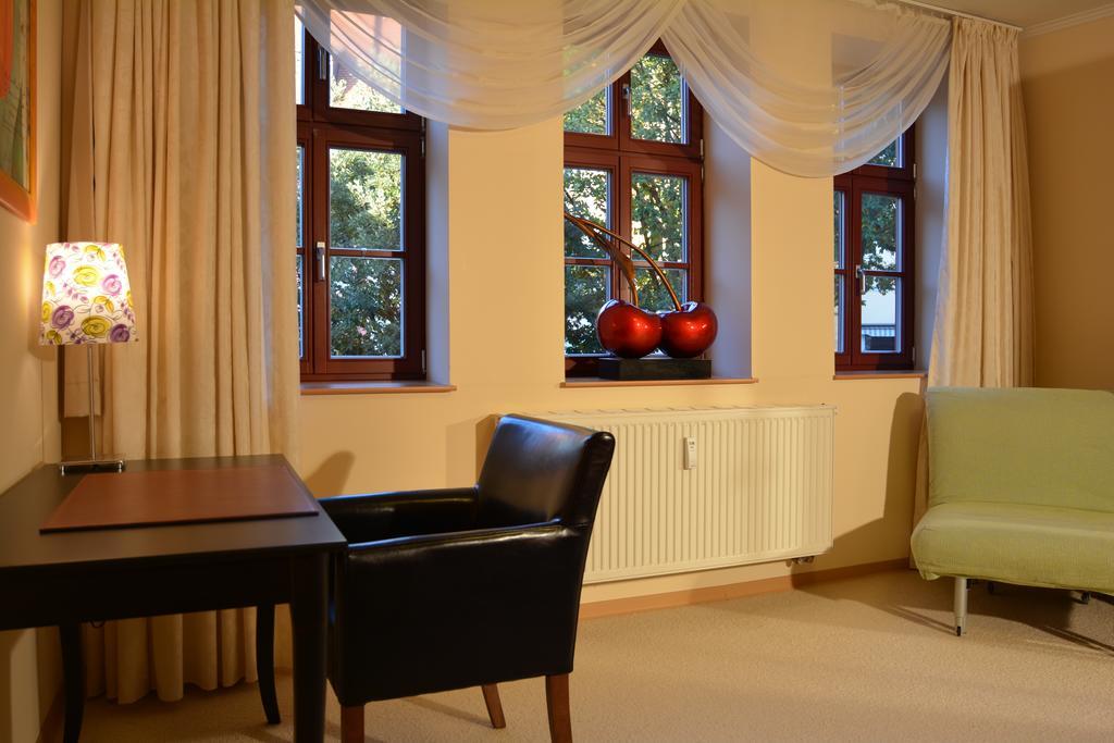 Ferienwohnung Domschatz Naumburg  Værelse billede