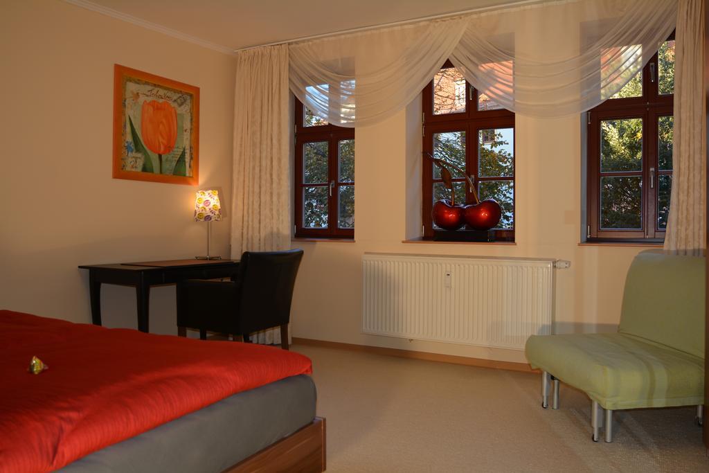 Ferienwohnung Domschatz Naumburg  Værelse billede